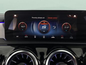 Mercedes-Benz CLA 1.3 CLA250e 15.6kWh AMG Line (Premium Plus) Coupe Plug-in 8G-DCT