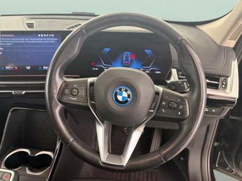 BMW iX1 30 66.5kWh xLine xDrive (11kW Charger) (313 ps) - REV CAM - ELEC