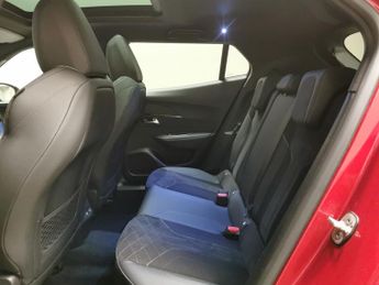 Peugeot 2008 1.2 PureTech GT EAT (155 ps) - LED - REVERSE CAM - HEATED SEATS
