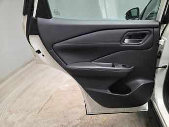 Nissan Qashqai 1.3 DIG-T MHEV Acenta Premium XTRON (158 ps) - LANE DEPARTURE  -