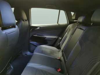 Volkswagen ID.4 Pure 52kWh Life (148 ps) - LED - REVERSE CAM - HEATED SEATS