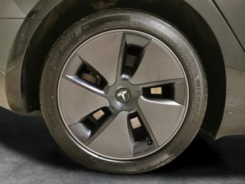 Tesla Model 3 (Dual Motor) Long Range 4WDE (346 ps) - PARK ASSIST - LED - REVE