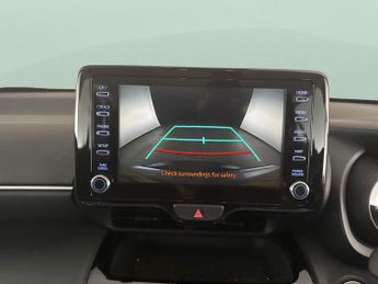 Toyota Yaris Cross 1.5 VVT-h Icon E-CVT (116 ps) - LANE TRACE ASSIST - BLUETOOTH