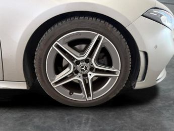 Mercedes-Benz A Class 1.3 A180 AMG Line (Executive) 7G-DCT (136 ps) - SELF PARK - REVE