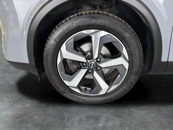 Nissan Qashqai 1.3 DIG-T MHEV N-Connecta XTRON (158 ps) - 360 CAM - LED - REVER