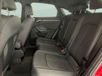 Audi Q3 1.4 TFSIe 45 Vorsprung Sportback Plug-in S Tronic 13kWh (245 ps)