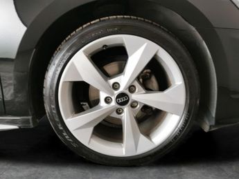 Audi A3 1.0 TFSI 30 S line Sportback S Tronic (110 ps) - LANE DEPARTURE