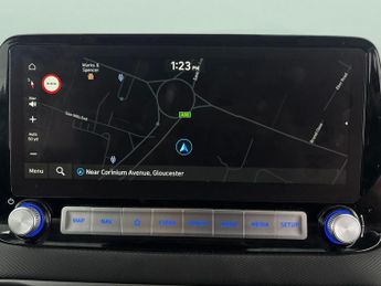 Hyundai Kona 64kWh Ultimate (10.5kW Charger) (204 ps) - HEAT AND COOL SEATS -