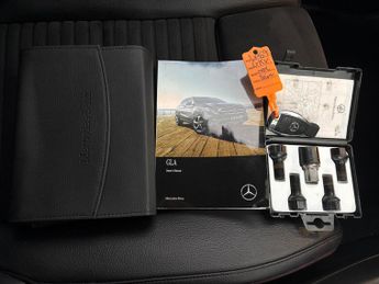 Mercedes-Benz GLA 1.6 GLA180 AMG Line Edition 7G-DCT (122 ps) - ALCANTARA - COMFOR