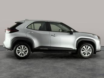 Toyota Yaris Cross 1.5 VVT-h Icon E-CVT (116 ps) - LANE TRACE ASSIST - BLUETOOTH