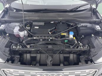 Audi Q4 E-tron 40 S line 82kWh (204 ps) - CARPLAY - LED - GOOGLE MAPS