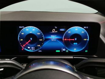 Mercedes-Benz EQA EQA 250 66.5kWh AMG Line (190 ps) - HEATED LEATHER - MIRROR PACK