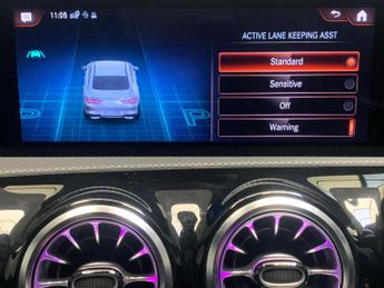 Mercedes-Benz CLA 1.3 CLA250e 15.6kWh AMG Line Night Edition (Premium Plus) Coupe 