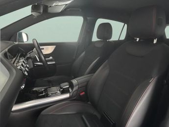 Mercedes-Benz EQA EQA 300 66.5kWh AMG Line 4MATIC (228 ps) - ADAPTIVE LIGHTS - HEA