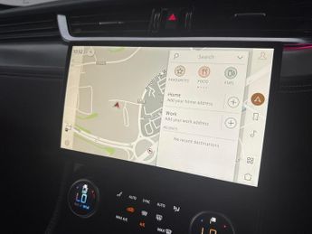 Jaguar F-PACE 2.0 D200 MHEV R-Dynamic SE Black AWD (204 ps) - CARPLAY - KEYLES