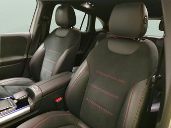 Mercedes-Benz EQA EQA 250 66.5kWh AMG Line (190 ps) - HEATED LEATHER - MIRROR PACK