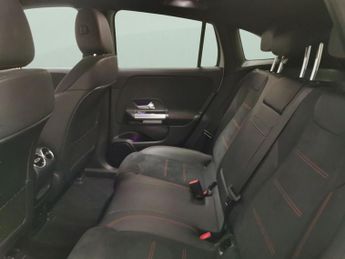 Mercedes-Benz EQA EQA 250 66.5kWh AMG Line (190 ps) - HEATED LEATHER - MIRROR PACK