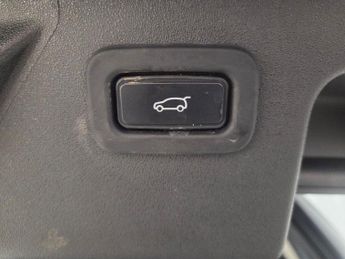 Land Rover Discovery Sport 2.0 P290 MHEV R-Dynamic Black 4WD (290 ps) - APPLE CARPLAY - KEY