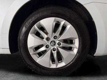 Skoda Octavia 1.0 TSI e-TEC MHEV SE Technology DSG (110 ps) - NAV - PARK SENSO