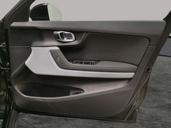 Polestar Polestar 2 Single Motor 69kWh Standard Range Fastback FWD (231 ps) - PARK A