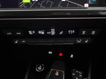 Audi Q4 E-tron 40 S line 82kWh (204 ps) - CARPLAY - LED - GOOGLE MAPS