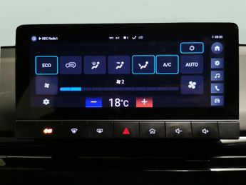 MG Mg4 51kWh SE (170 ps) - FABRIC - BLACK - CARPLAY - LED