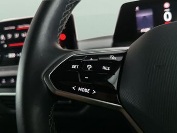 Volkswagen ID.3 Pro Performance 58kWh Family (204 ps) - LED - REVERSE CAM - HEAT