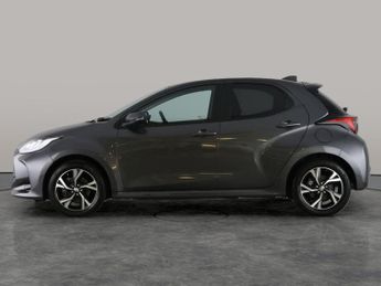 Toyota Yaris 1.5 VVT-h Design E-CVT (116 ps) - LANE DEPARTURE  - BLUETOOTH