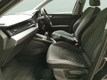Audi A1 1.0 TFSI 25 Sport Sportback S Tronic (95 ps) - CRUISE - AIR CON