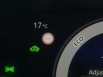 Toyota Yaris 1.5 VVT-h Design E-CVT (116 ps) - LANE DEPARTURE  - BLUETOOTH