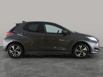 Toyota Yaris 1.5 VVT-h Design E-CVT (116 ps) - LANE DEPARTURE  - BLUETOOTH