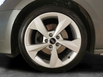 Audi A3 1.0 TFSI 30 S line Sportback S Tronic (110 ps) - DRIVING MODES
