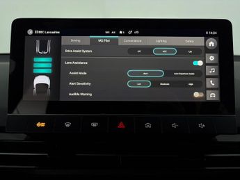 MG Mg4 51kWh SE (170 ps) - ACTIVE LANE ASSIST - LED - BLUETOOTH