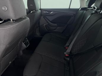 Skoda Kamiq 1.0 TSI SE Drive DSG (110 ps) - LANE DEPARTURE  - BLUETOOTH - CR