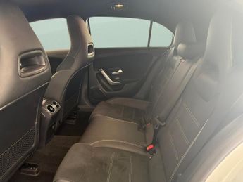 Mercedes-Benz A Class 1.3 A200 AMG Line Edition (Executive) 7G-DCT (163 ps) - SELF PAR