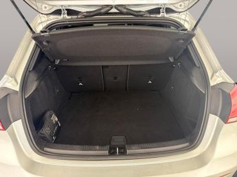 Mercedes-Benz A Class 1.3 A200 AMG Line Edition (Executive) 7G-DCT (163 ps) - SELF PAR