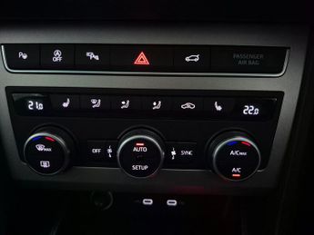 Seat Ateca 2.0 TDI XPERIENCE Lux DSG 4Drive (150 ps) - 360 CAM - PARK ASSIS