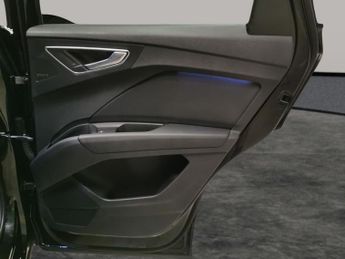 Audi Q4 E-tron 150kW 40 82kWh S Line [C+S/Tech Pack] - MMI NAV PLUS - LED LIGHT