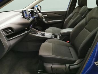 Nissan Qashqai 1.3 DIG-T MHEV N-Connecta XTRON (158 ps) - INTELLIGENT LANE INTE