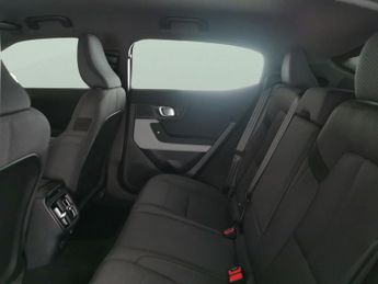 Polestar Polestar 2 Single Motor 69kWh Standard Range Fastback RWD (272 ps) - APPLE 