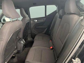 Volvo XC40 Recharge Twin 82kWh Plus AWD (408 ps) - KEYLESS ENTRY - PARK ASS