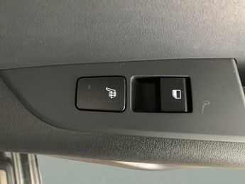 Kia Niro 64.8kWh 4 (201 bhp) HEATED SEATS - HEATED WHEEL - LEATHER - ADAP