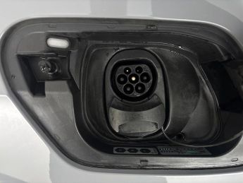 Volkswagen ID.3 Pro 58kWh Life (145 ps) - COMFORT PACK - WIFI - LANE DEPARTURE