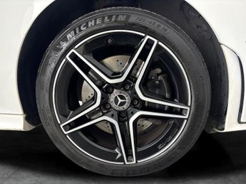 Mercedes-Benz CLA 1.3 CLA250e 15.6kWh AMG Line (Premium) Coupe Plug-in 8G-DCT (218
