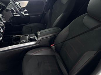 Mercedes-Benz EQA EQA 250+ 70.5kWh AMG Line (190 ps) - NAV - ALCANTARA - MIRROR PA