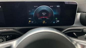 Mercedes-Benz CLA 1.3 CLA180 AMG Line Coupe 7G-DCT (136 ps) - ACTIVE LANE KEEPING 