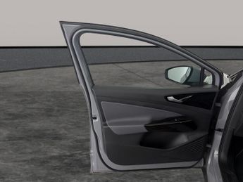 Volkswagen ID.4 Pure 52kWh Life (148 ps) - REVERSE CAM - HEATED SEATS - NAV