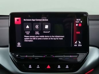 Volkswagen ID.4 Pro Performance 77kWh Family (204 ps) - ACTIVE LANE ASSIST - LED