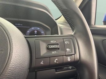 Nissan Qashqai 1.3 DIG-T MHEV N-Connecta XTRON (158 ps) - INTELLIGENT LANE INTE