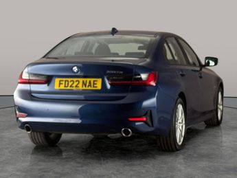 BMW 3 Series 2.0 330e 12kWh SE Pro Plug-in (292 ps) - PERFORMANCE CONTROL